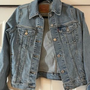 NWOT levi’s jean jacket